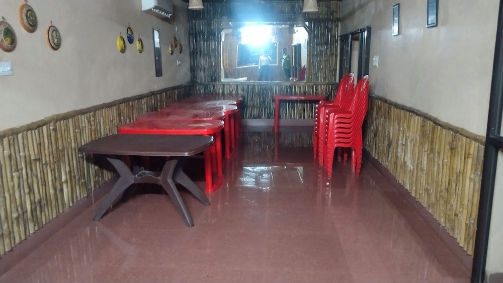 NEW SRI GURU BHAVAN