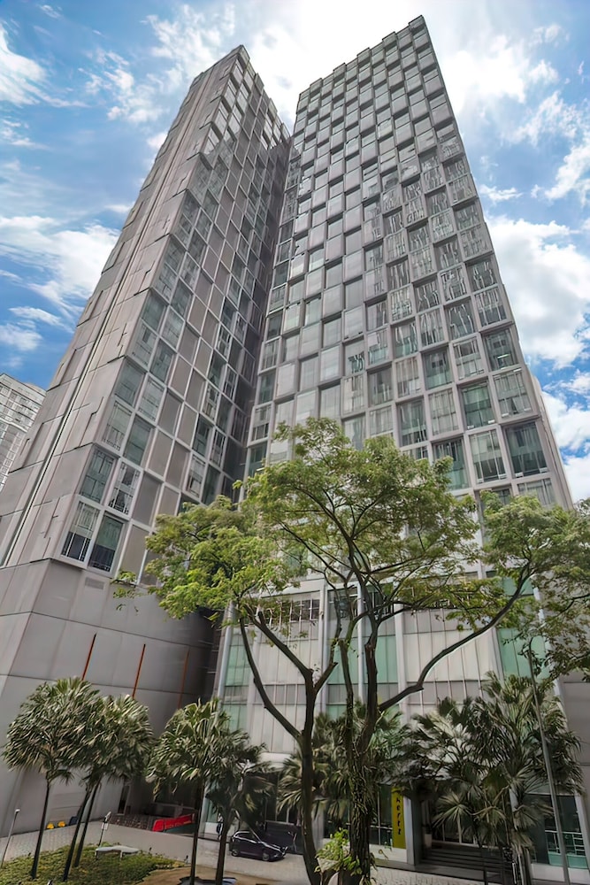 SOHO Suites KLCC by Emily in Town
