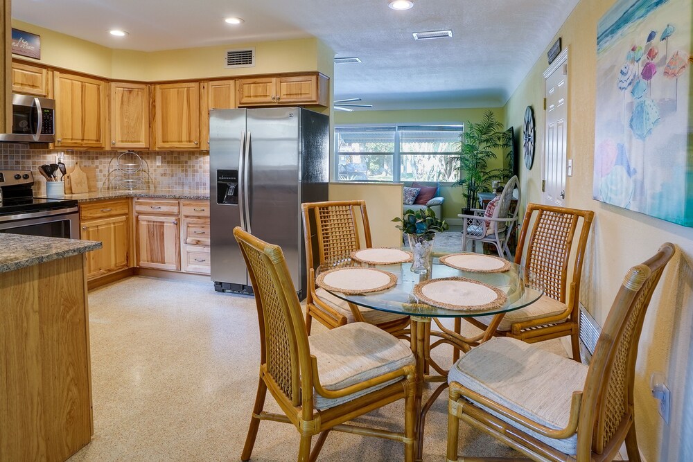 Breezy Florida Retreat w/ Patio, Grill & Fire Pit! view 2