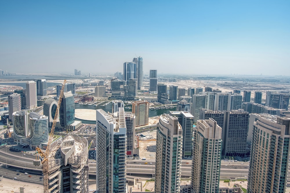 PVH - Elevated 1BR - Burj Royale