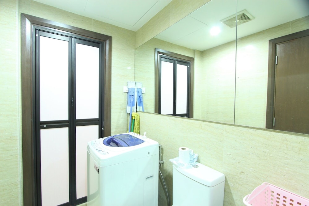NaiBnB @ Regalia Residence