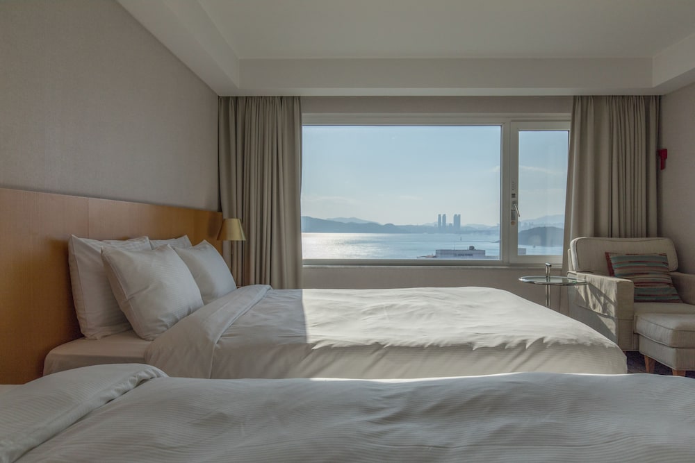 Hotel Illua 14