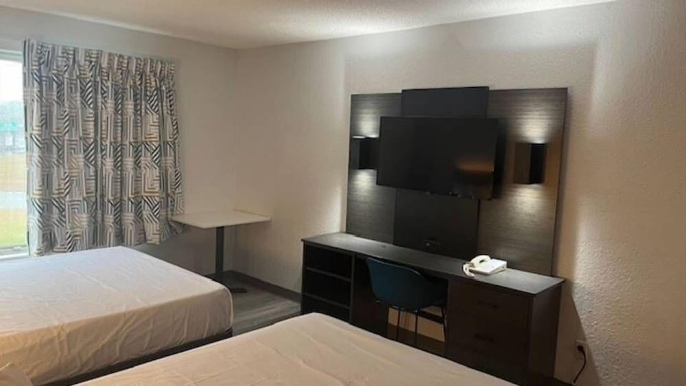 Studio 6 Suites Norcross, GA - Image 5