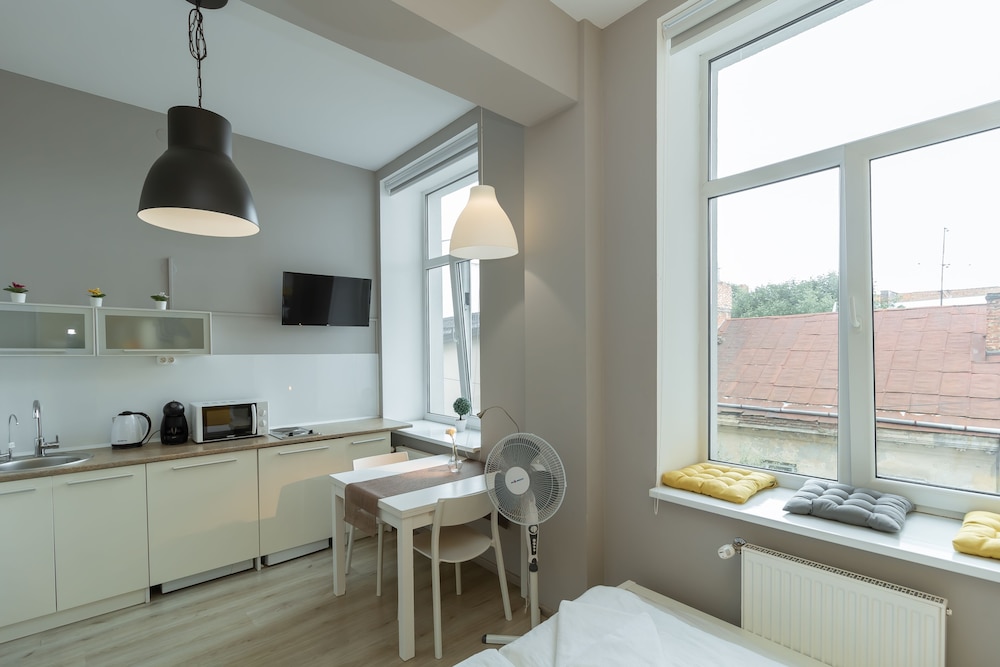 Stories Hub en Lviv — kitchen