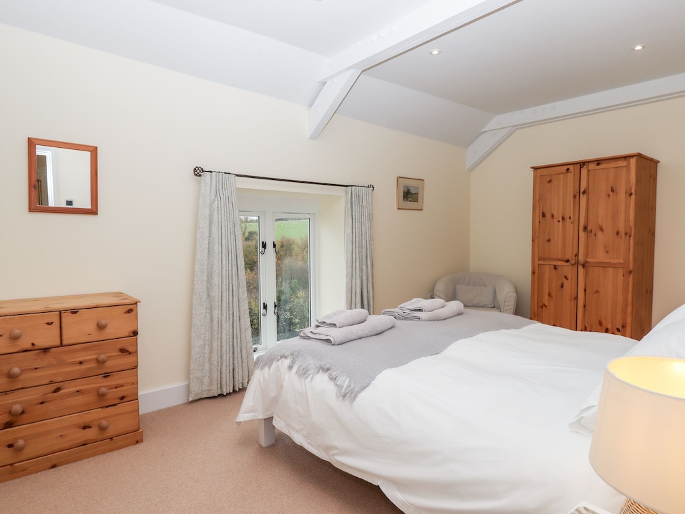 Dishcombe Cottage