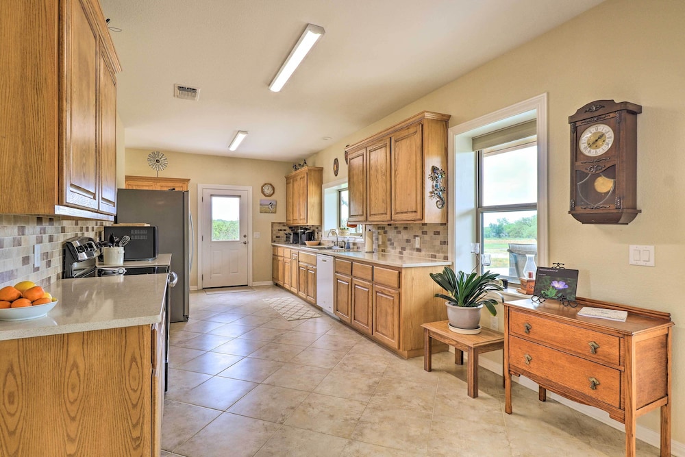 Bertram Ranch Property w/ Acreage Trail Access! - Property Image 30