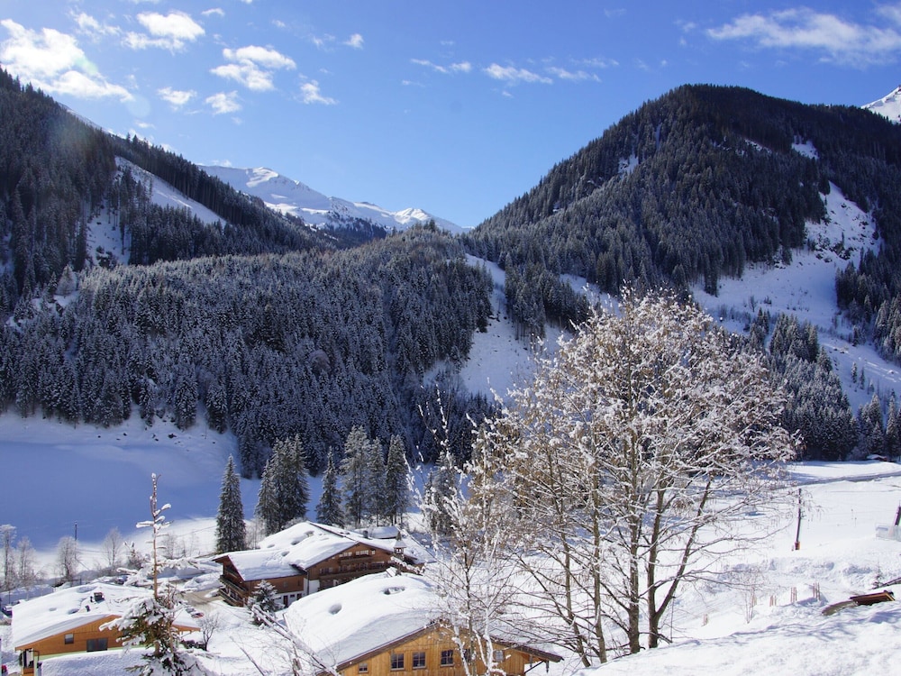 Chalet in Saalbach With Panoramic Sauna