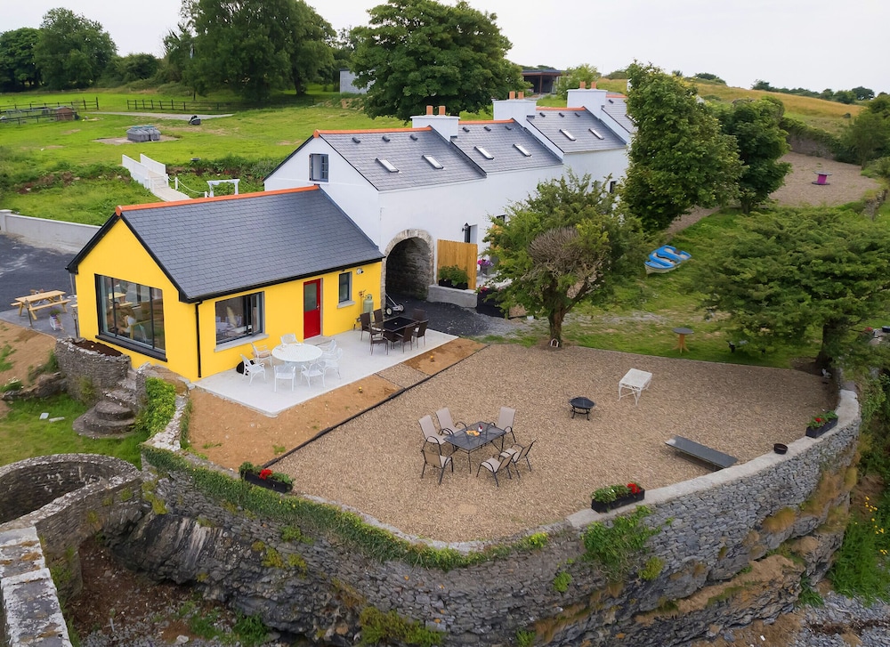 Shannon Castle Holiday Cottages