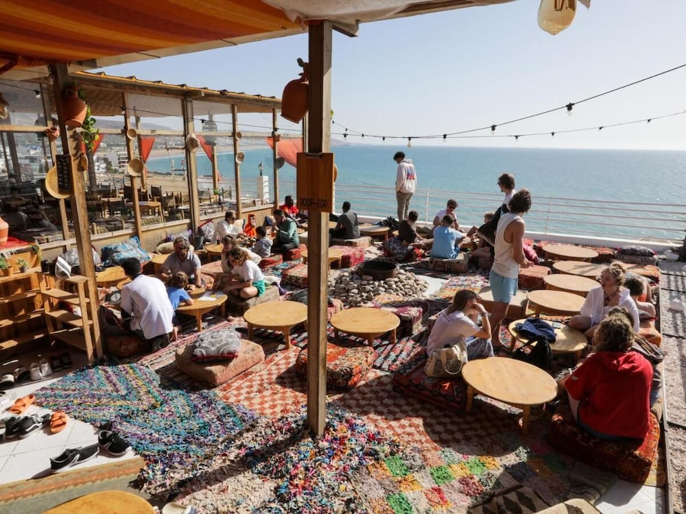 Locals Taghazout Surfcamp