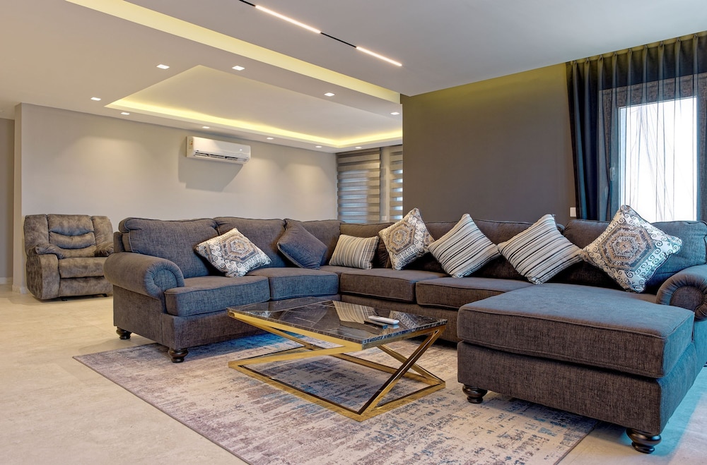 Vesta - Luxury Nile View APT - 2BR - Maadi III