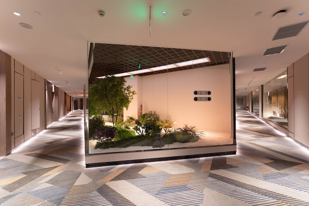 Holiday Inn Express Yinchuan Yuehai by IHG