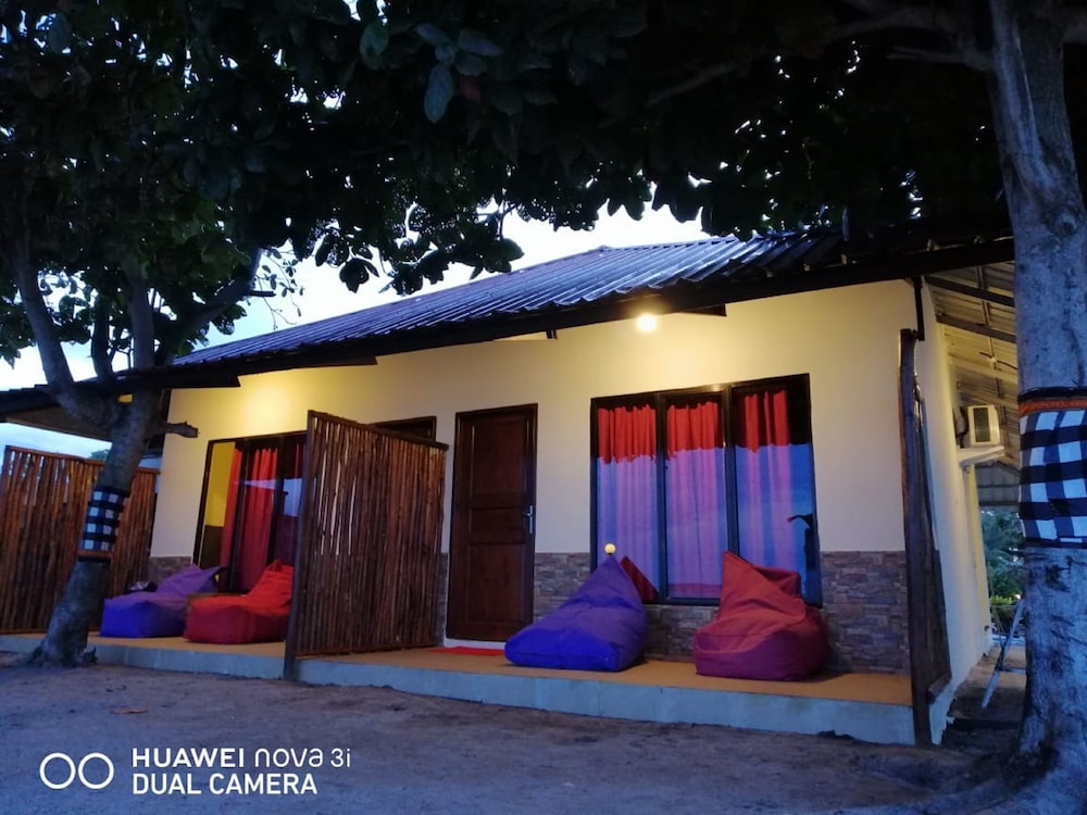 New Marjoly Beach & Resort