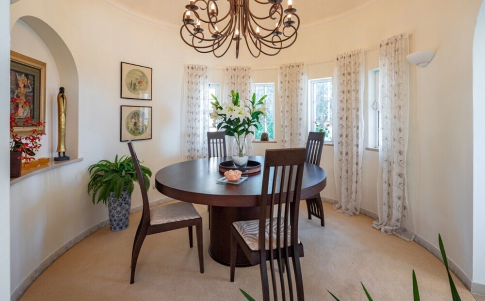 Faro Vacations - Beautiful 3-bed Villa in Faro Spool  Seaview - Property Image 10