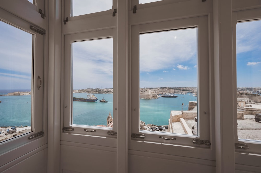 V60 Valletta