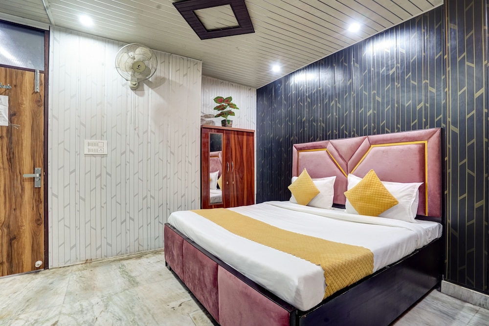 Hotel Anvit Residency - By The Arrow