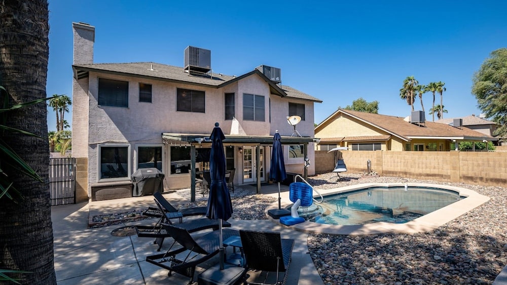 North Phoenix 4 Bdrm Vacation Home W/pool & Games!