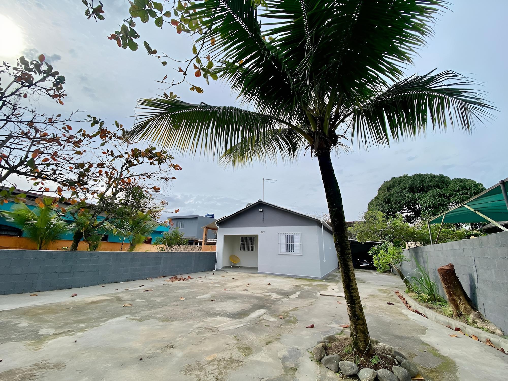MON676 Casa ampla pimbolim e bilhar