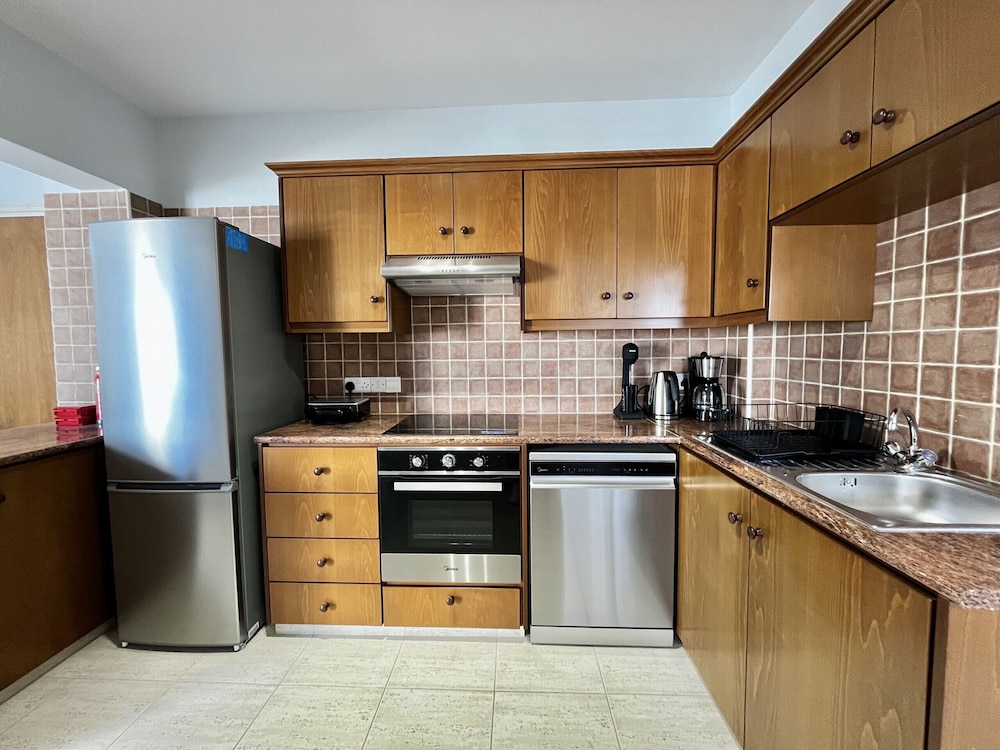 41 KAP - Stay Paradise Apartment