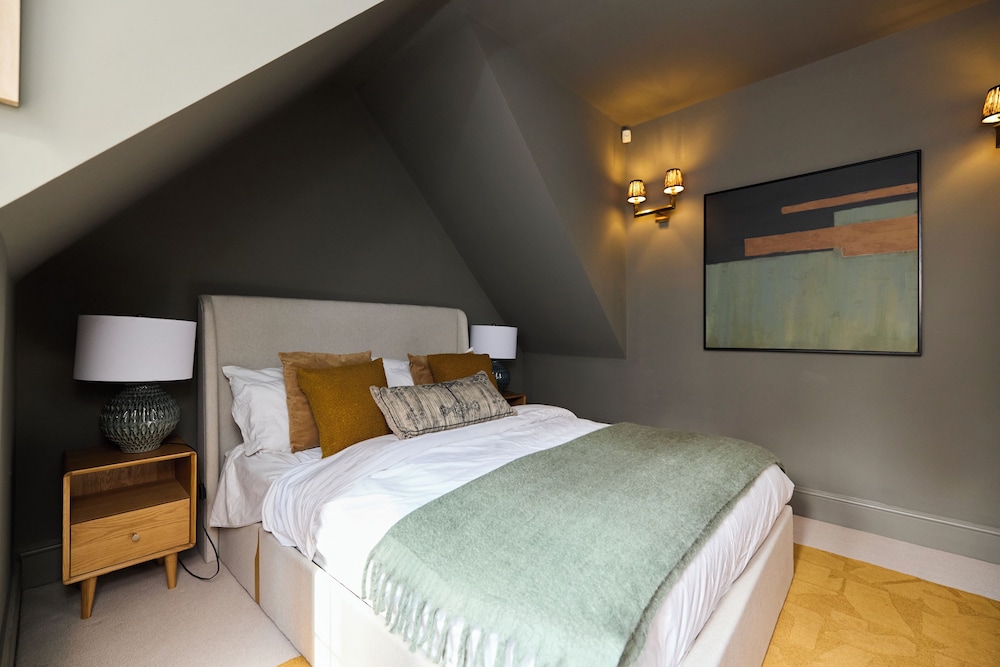 Belsize Park Eton Elegance photo 5