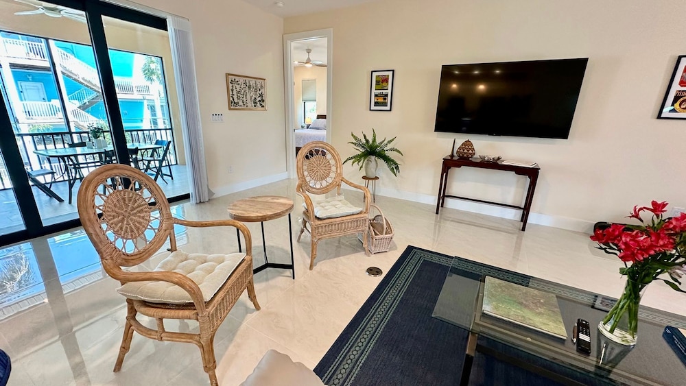 Beachcomber Lodge in Fort Myers Beach