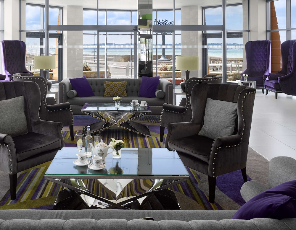 Radisson Blu Waterfront Hotel, Jersey view 2