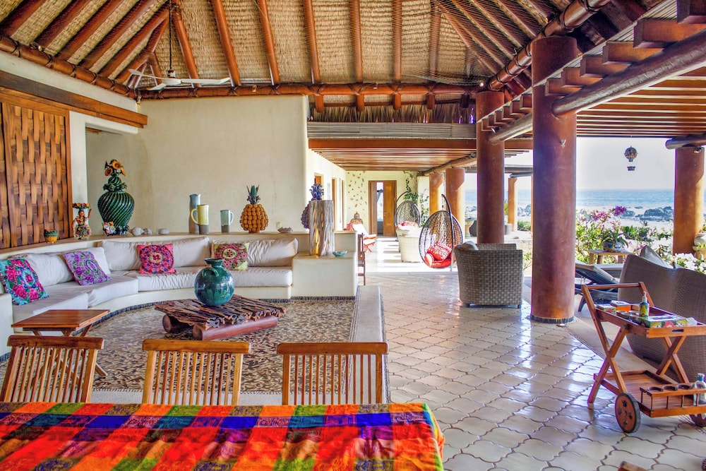 Casa Irekua Luxury beachfront retreat