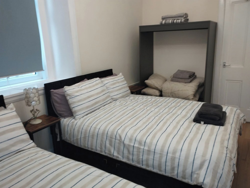 Central Edinburgh Flat Sleep 6, Minutes From old Town