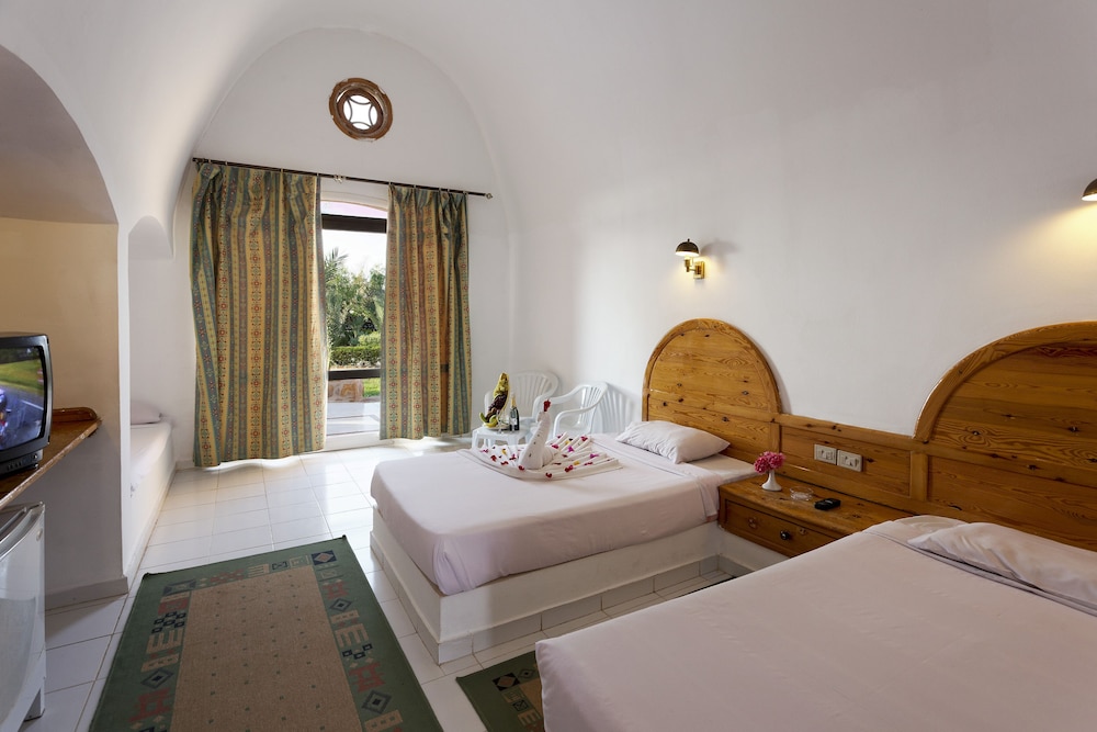 Pensee Royal Garden Beach Resort