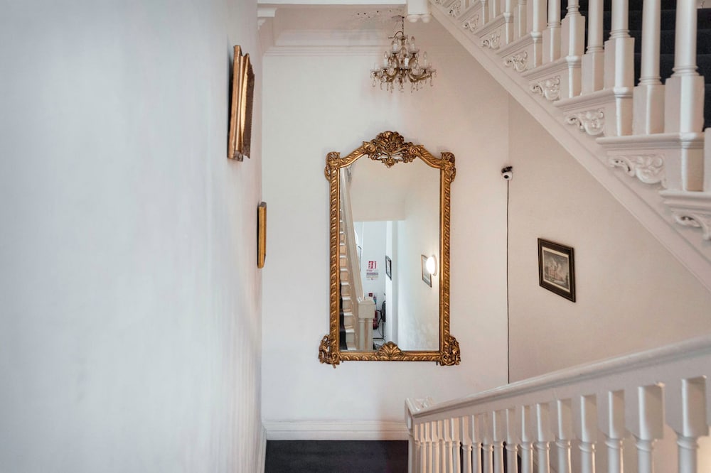 Metrostays - O'Connell Street 84-1