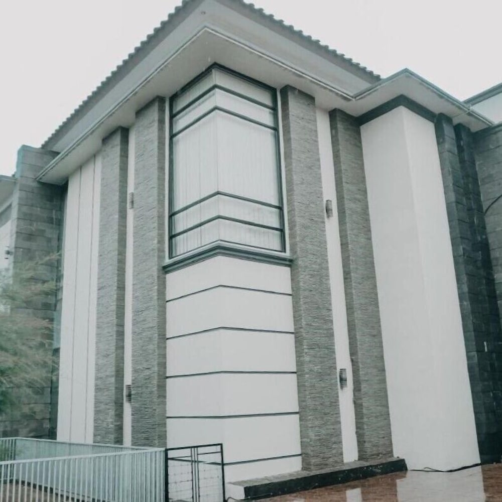 Ratu homestay