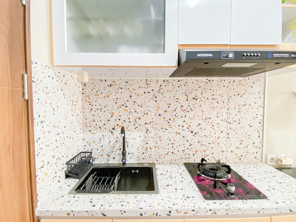 Nice Studio Room Apartment at LRT City Sentul - Royal Sentul Park