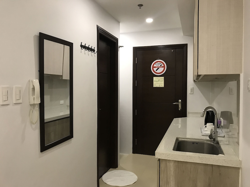 Umali Kayo at Megatower Residences II