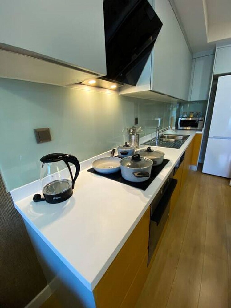 Exclusive 2 1 Apartment 2 Bathrooms - Core Living