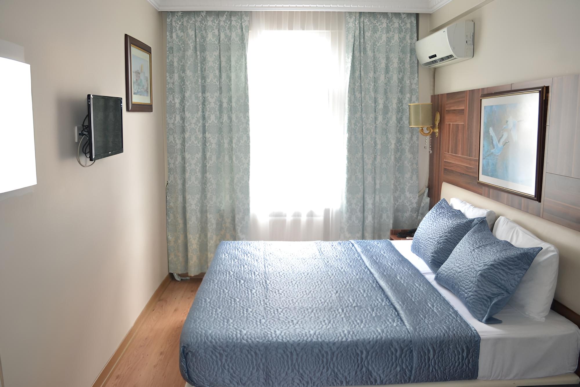 Istanbul Mosq Hotel at Fatih