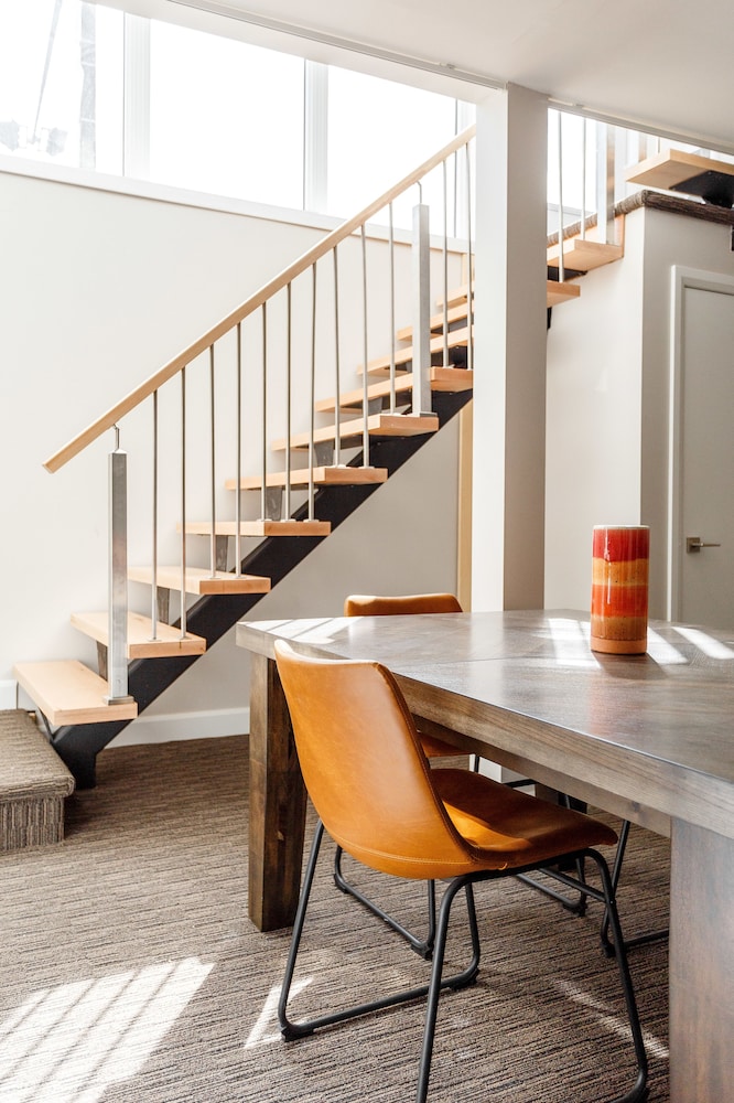 Parc Avenue Lofts