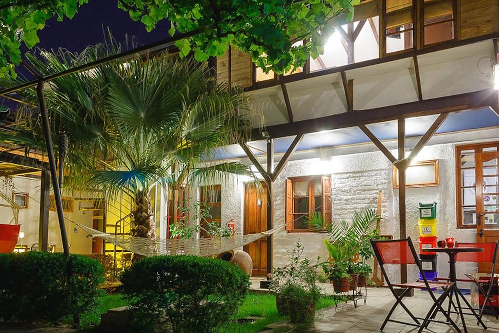 Alma Bed & Breakfast
