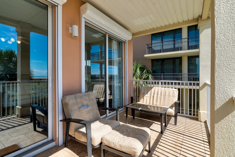 Dauphin Luv - Beach Club #201 4 Bedroom Condo