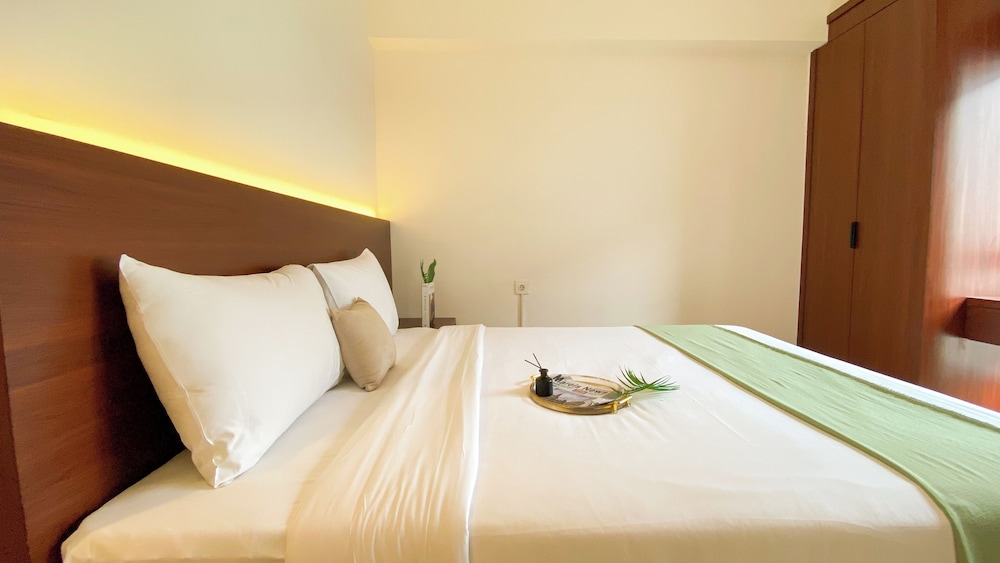 Comfort And Elegant 3Br Apartment Sky House Bsd