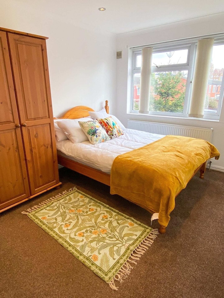 Spacious 3 Bed Townhouse Garden Wifi Balham