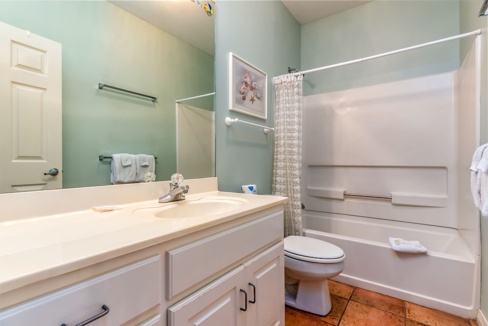 Dauphin Luv B - Beach Club #201-b 2 Bedroom Condo