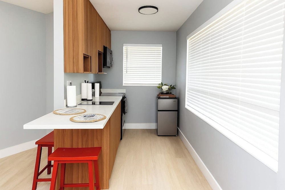 Hollywood Beach Family-friendly 1BR