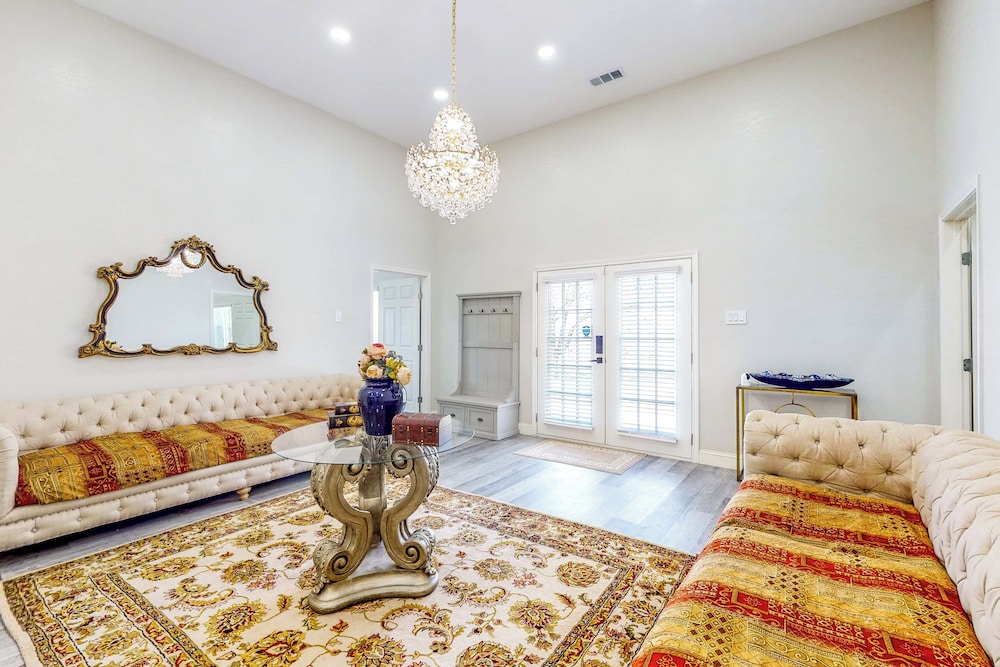 Lake Tawakoni Thrills - Cozy Home!