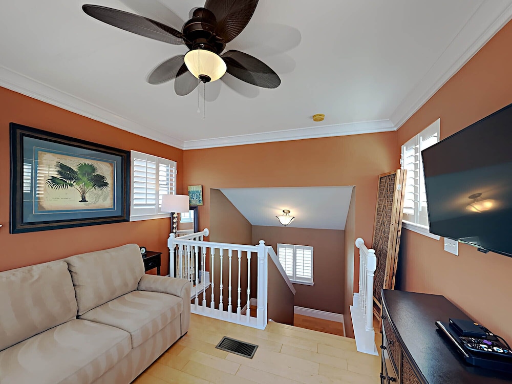 A Mid-Summer's Night Dream by Southern Vacation Rentals view 4