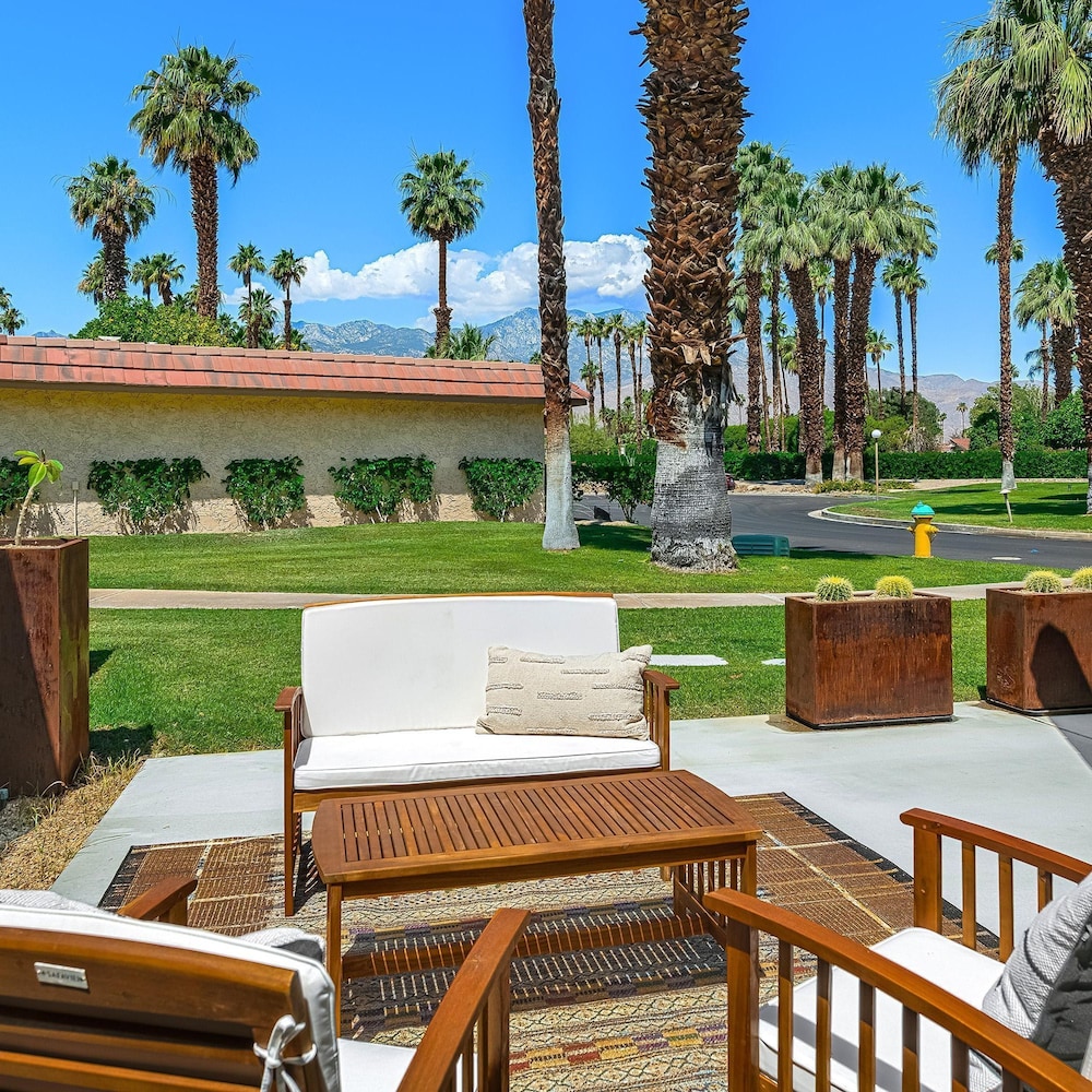 Cccc Gorgeous Remodel With Stellar Views