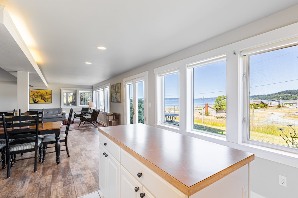 Private Beach Access + Water Views! Sleeps 18, Historic 6bdr Farmhouse w/ Deck view 2