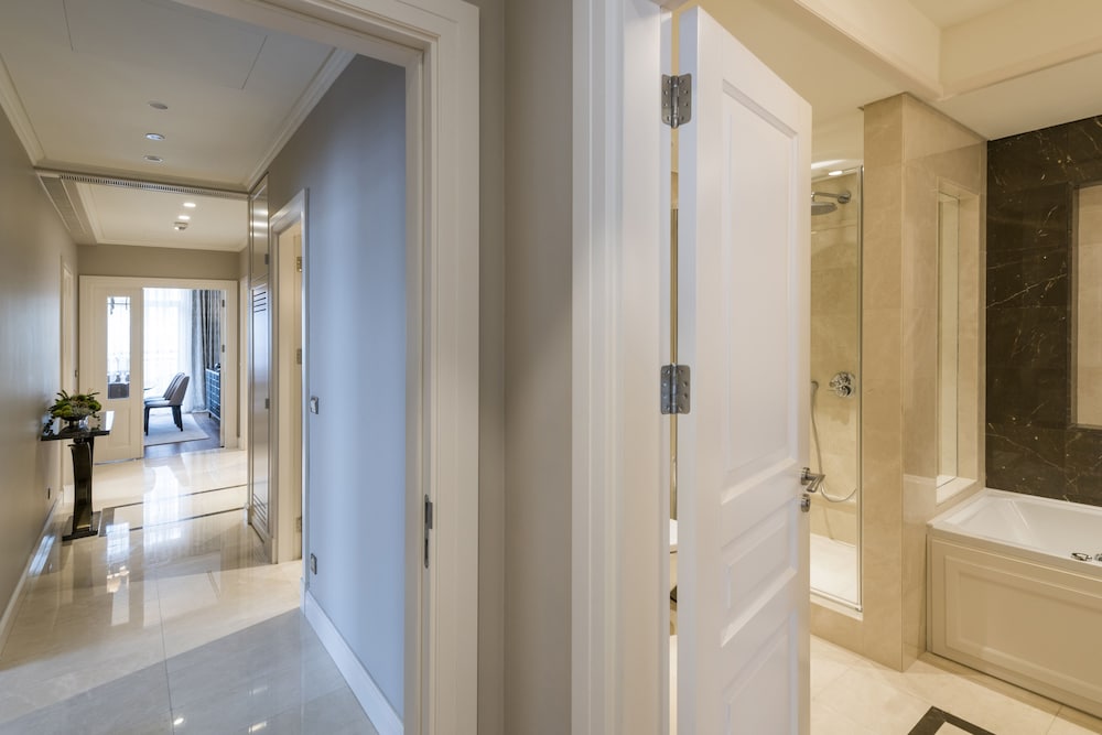 Ist flats Serviced Apartments - EMAAR SQ