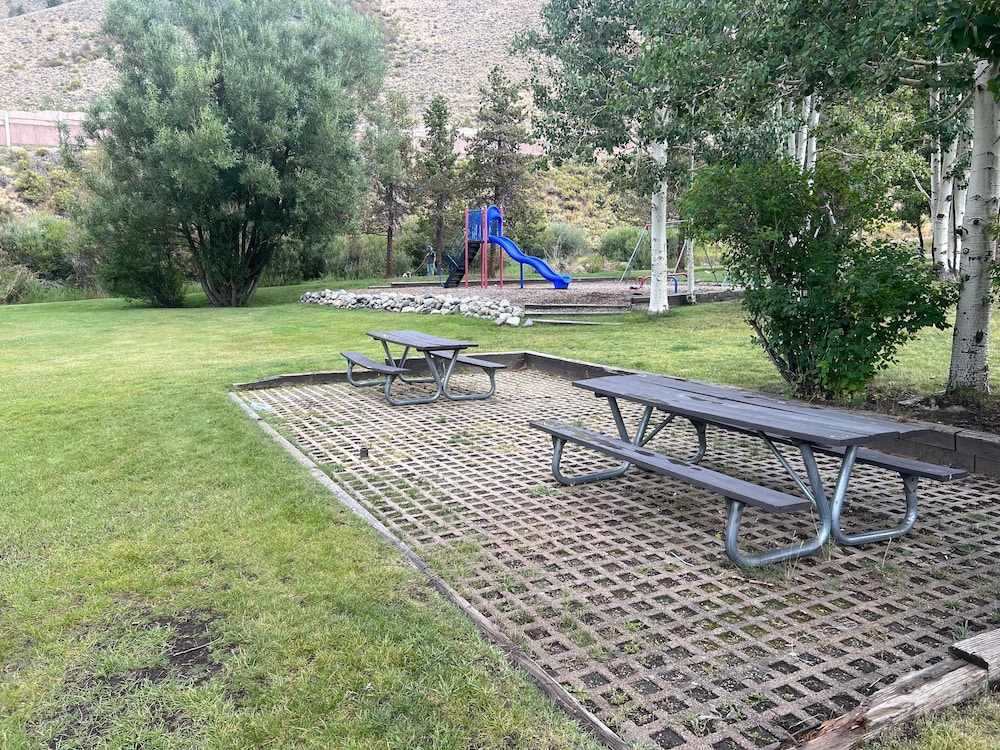 Dillon Valley East 2 Bed 2 Bath Dvjt