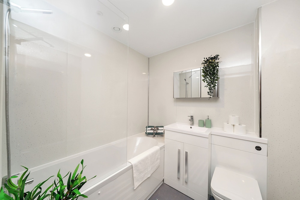 Hotel Apartment in Ilford