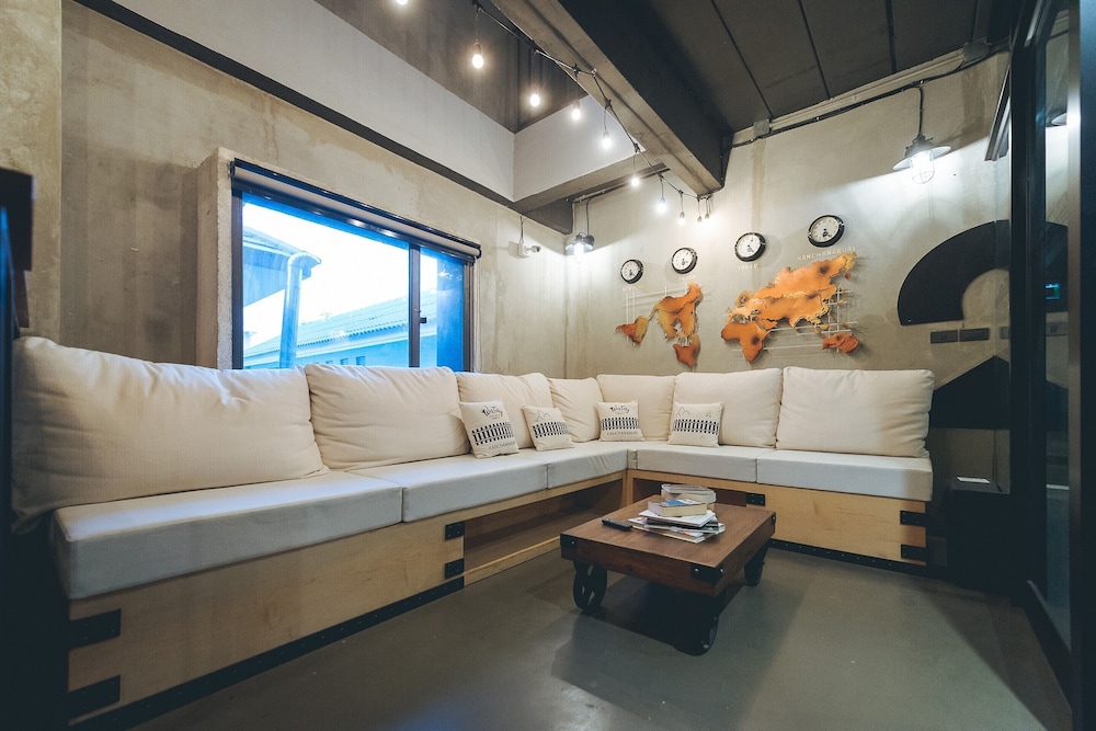 WesTory - Hostel