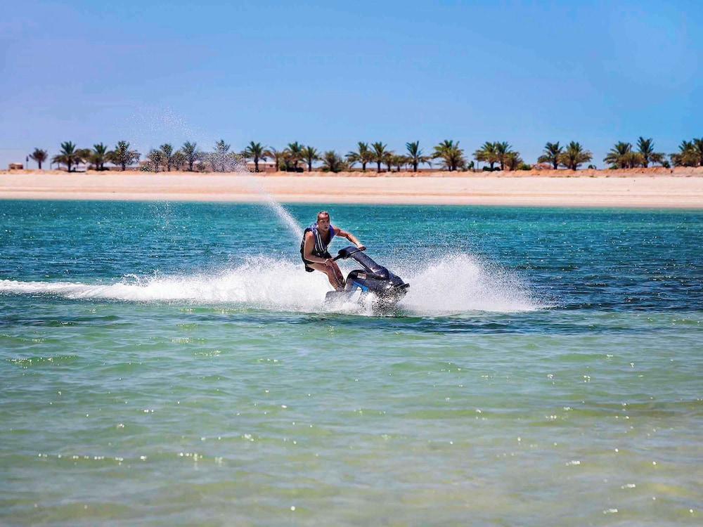 Pullman Resort Al Marjan Island